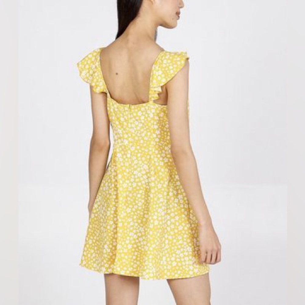❤️❤️ QED London Floral Dot Knot Front Yellow Dress❤️❤️new with tag size 10 - Picture 4 of 9